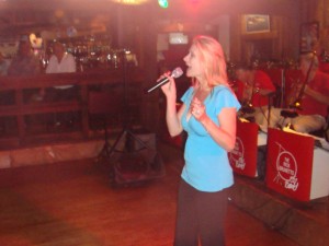 Nicole Singing